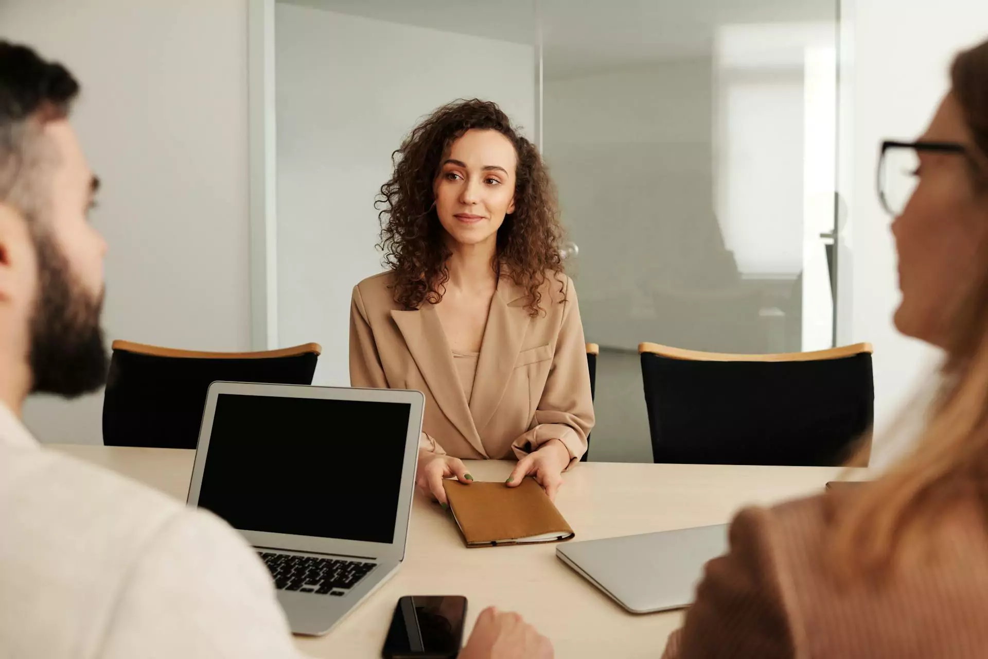 Top IT HR Interview Question Examples and How to Answer Them
